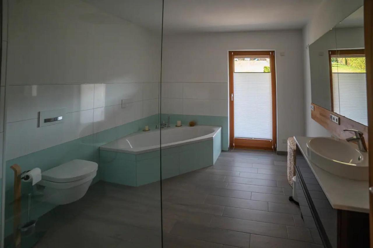 Ferienwohnung Am Waldrand Bad Driburg Buitenkant foto